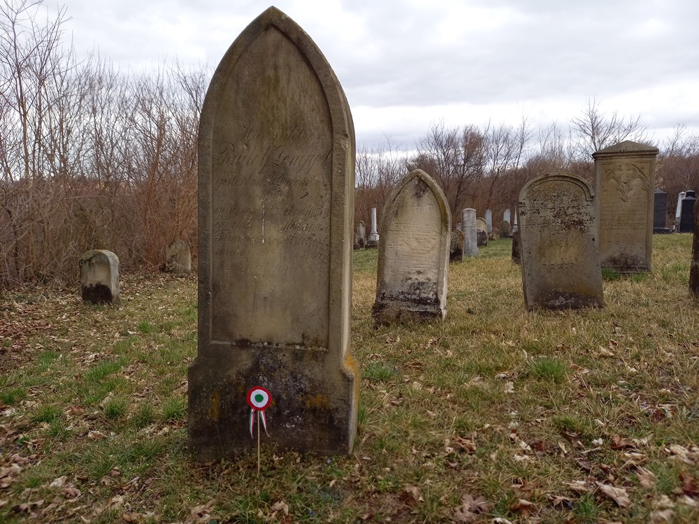 Lengyel Rudolf síremléke Huszár M